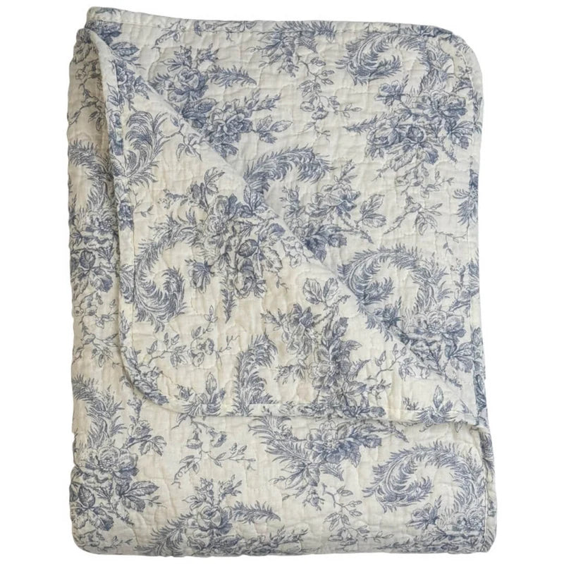 Magnolia Quilted Throw — Light Blue